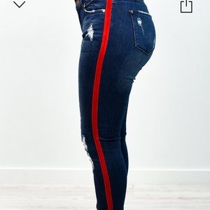 Judy blue red velvet stripe jeans sz 28/7